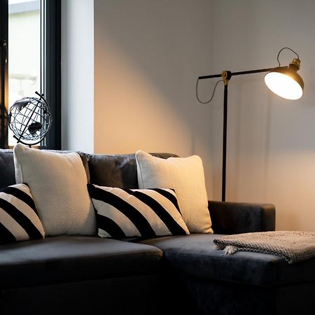 Modern 2-Bed Apartment With Balcony, Close To Oxford City Centre With Free Parking Esterno foto