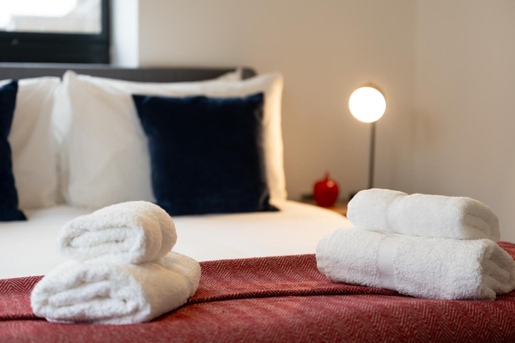 Modern 2-Bed Apartment With Balcony, Close To Oxford City Centre With Free Parking Esterno foto