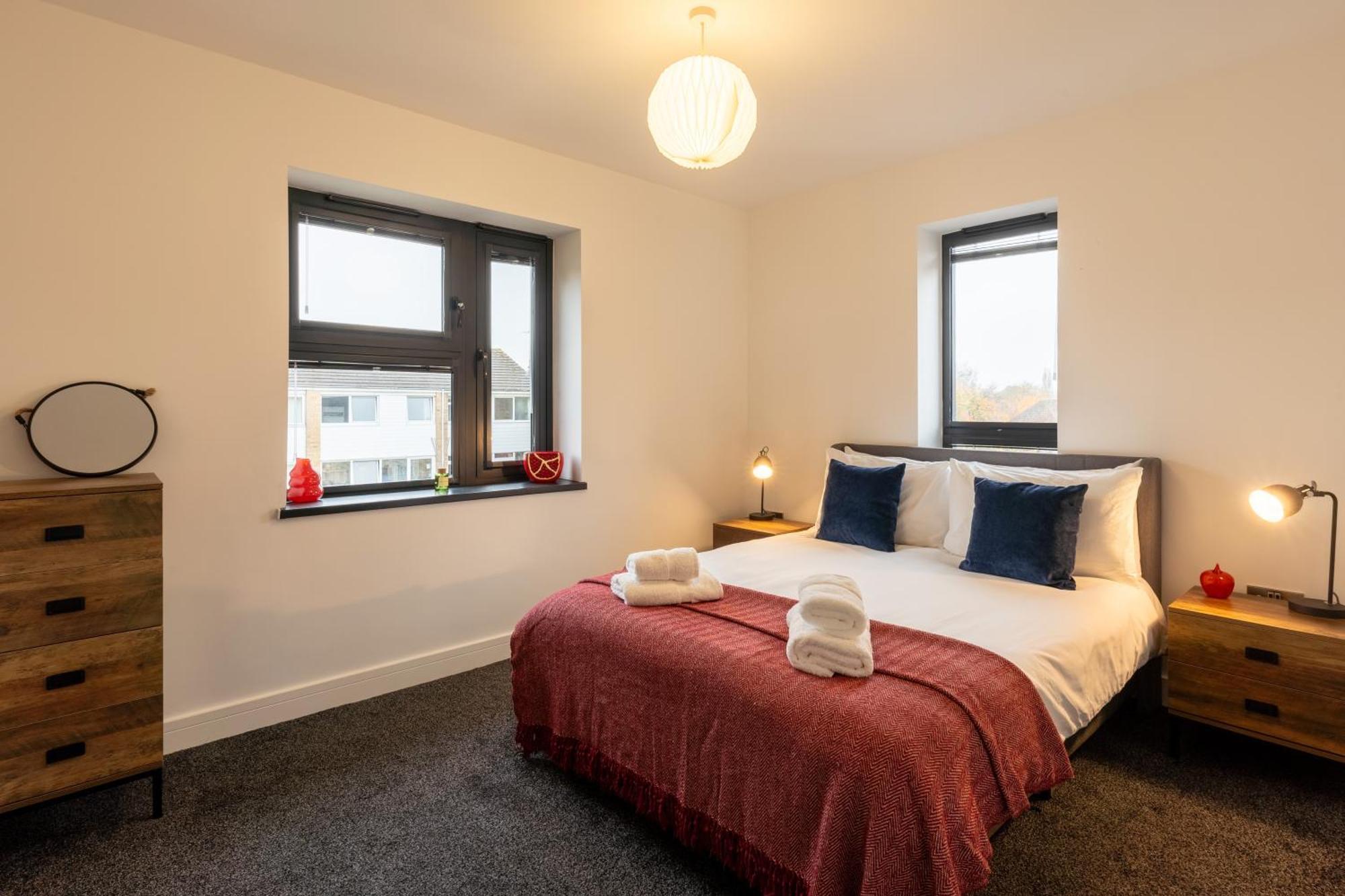 Modern 2-Bed Apartment With Balcony, Close To Oxford City Centre With Free Parking Esterno foto